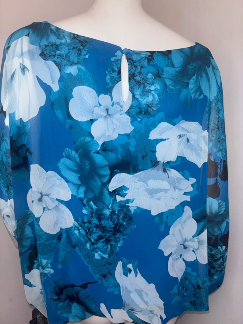 Vince Camuto Blue Floral Blouse | Sheer - Picture 4 of 9